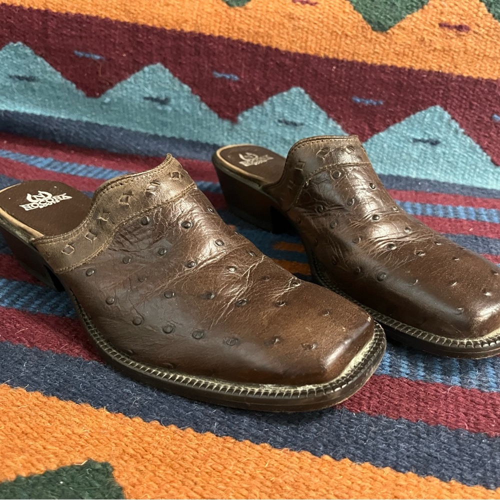 Nicola women’s size 7.5 dark brown ostrich flats slip on mules